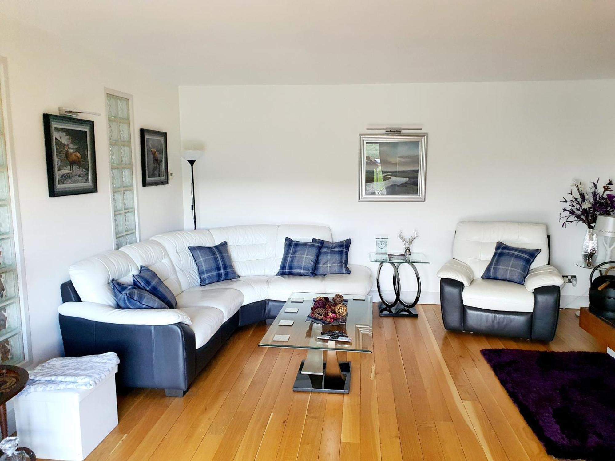 Lindas Retreats Self Catering Accommodation 1 Bedroom Cottage Or 3 Bedroom House โทมินทูล ภายนอก รูปภาพ